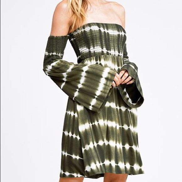 Dresses & Skirts - 4 for $20 SALE! Boho style smocked dress